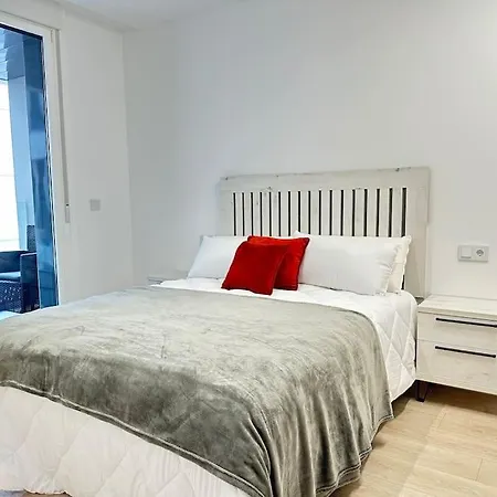 New Port, Free Parking Ybh1a Apartment *