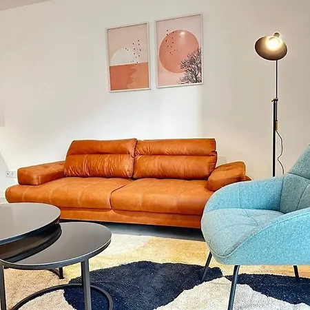 New Port, Free Parking Ybh1a Apartment
