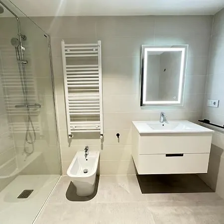 Jacinto Benavente 15, 1a Con Parking Gratis By Ybh Appartement