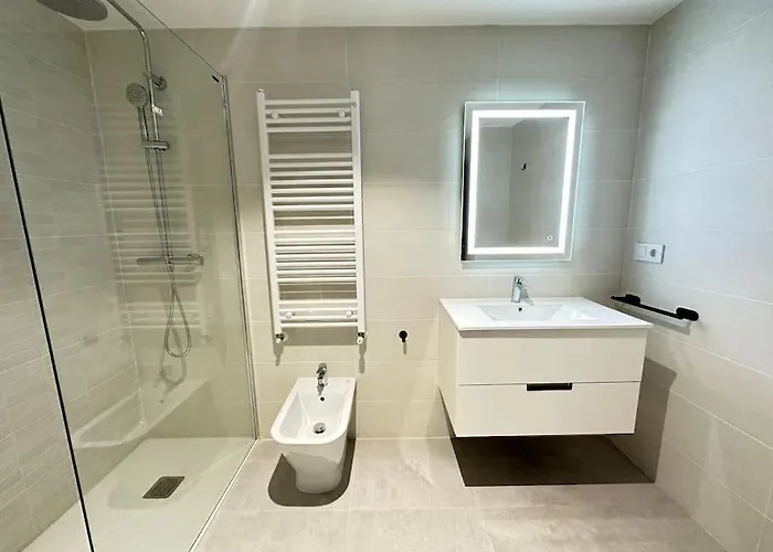 Jacinto Benavente 15, 1a Con Parking Gratis By Ybh Appartement